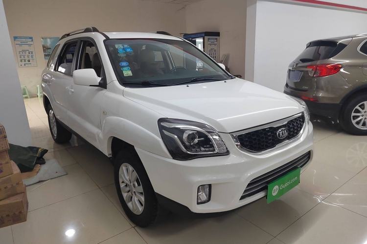 Used Kia Sportage 2013 2.0L Manual Two-Wheel Drive GL Trim Exterior 2