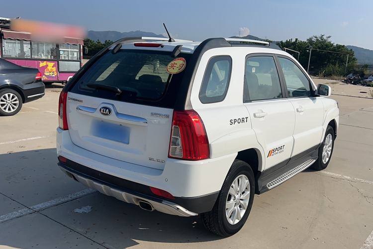 Used Kia Sportage 2013 2.0L Manual Two-Wheel Drive GL Trim Exterior 3