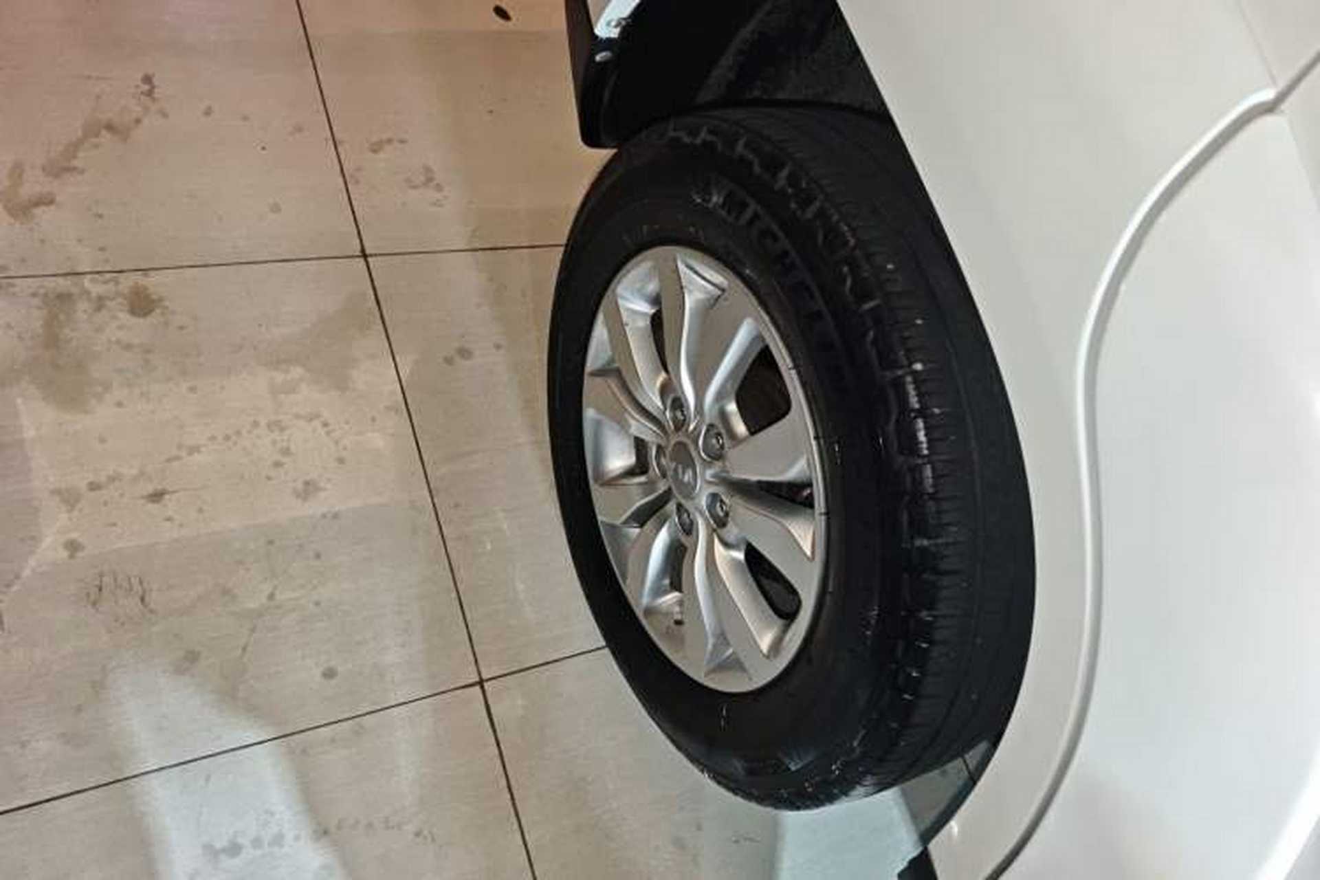 Used Kia Sportage 2013 2.0L Automatic Two-Wheel Drive GL Trim Exterior 4