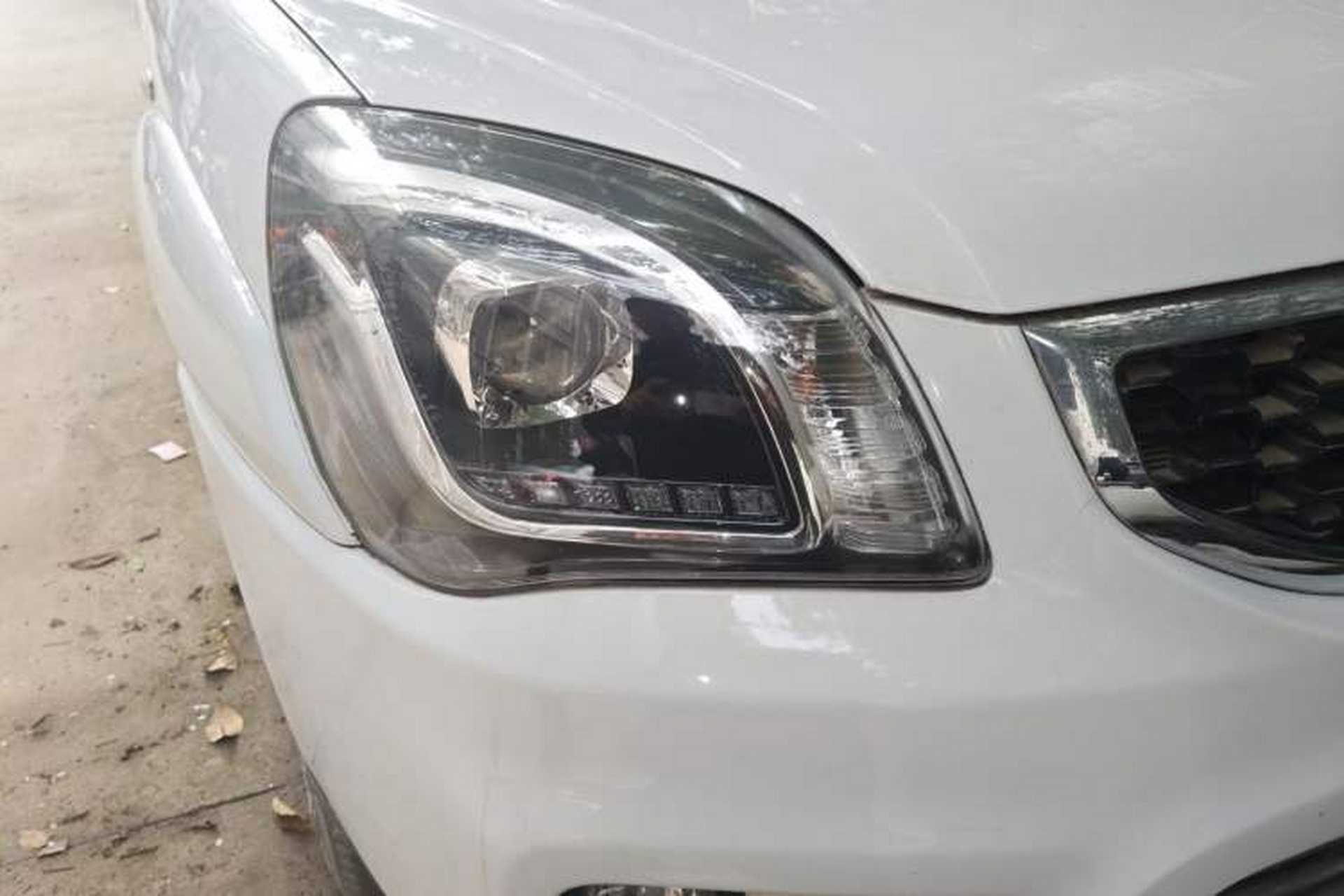 Used Kia Sportage 2013 2.0L Manual Two-Wheel Drive GL Trim Exterior 4