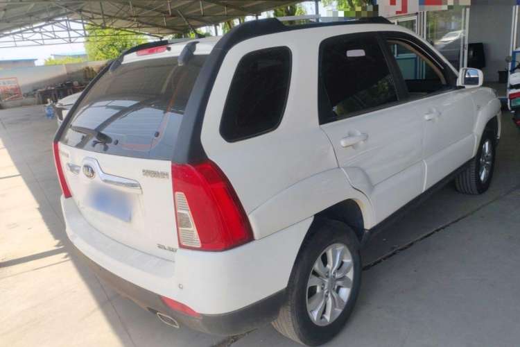 Used Kia Sportage 2013 2.0L Manual Two-Wheel Drive GL Trim Exterior 5