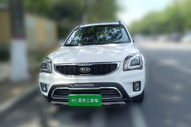 Used Kia Sportage 2013 2.0L Manual Two-Wheel Drive GL Trim Front