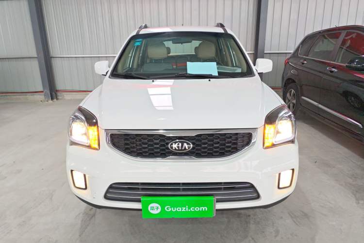 Used Kia Sportage 2013 2.0L Manual Two-Wheel Drive GL Trim Front