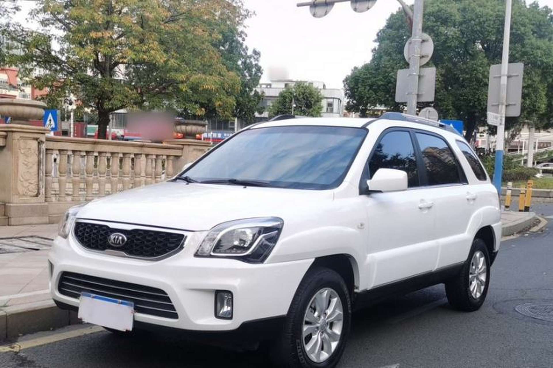 Used Kia Sportage 2013 2.0L Automatic Two-Wheel Drive GL Trim Front Left 45 Deg