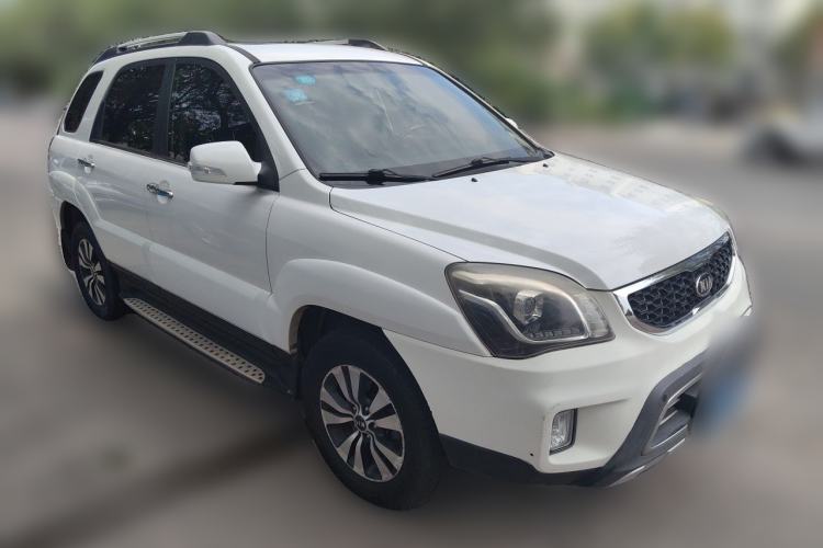 Used Kia Sportage 2013 2.0L Manual Two-Wheel Drive GLS Front Right 45 Deg