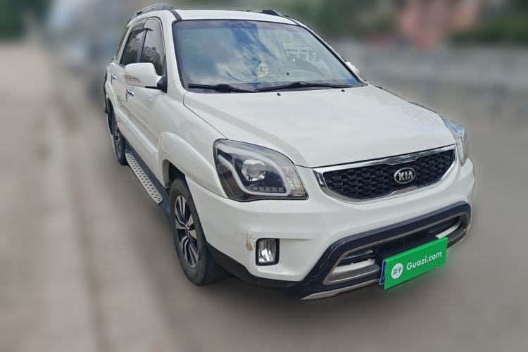 Used Kia Sportage 2013 2.0L Automatic Two-Wheel Drive GLS Trim Front Right 45 Deg