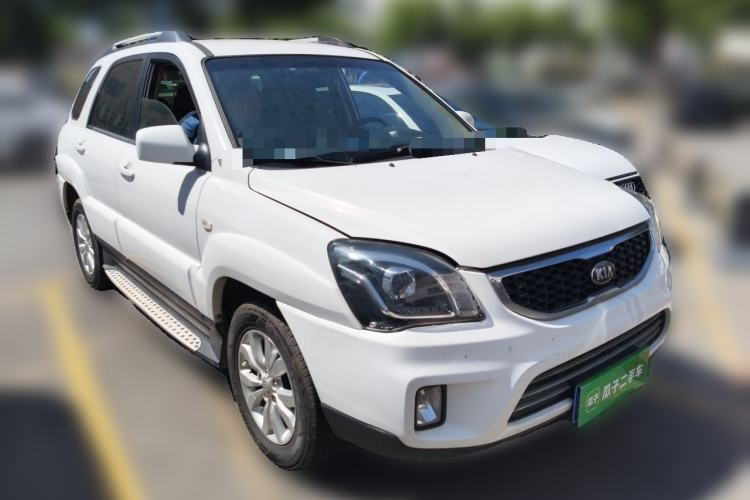 Used Kia Sportage 2013 2.0L Automatic Two-Wheel Drive GL Trim Front Right 45 Deg