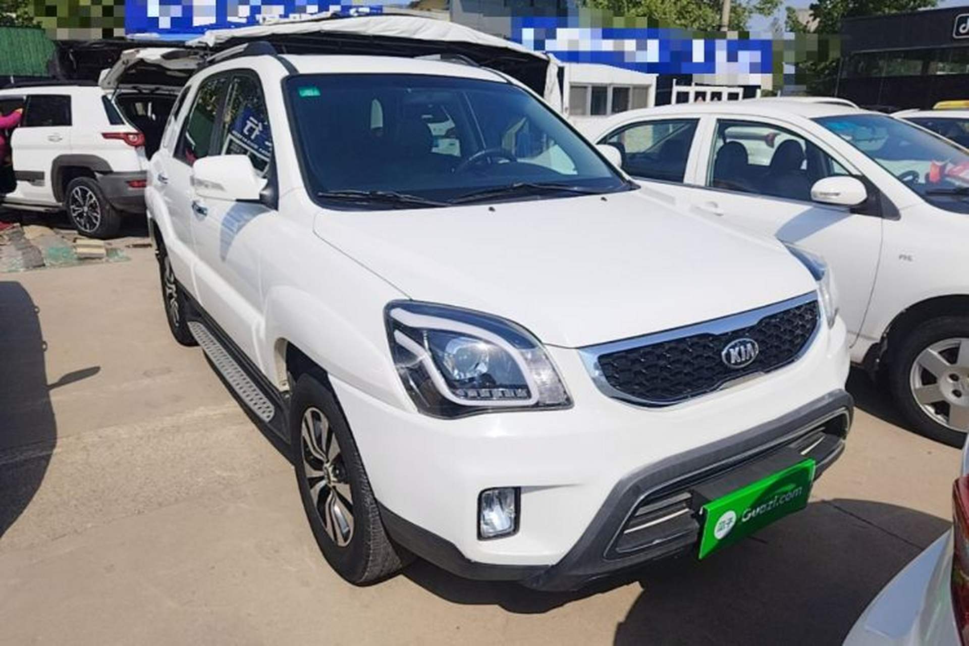 Used Kia Sportage 2013 2.0L Automatic Two-Wheel Drive GLS Trim Front Right 45 Deg