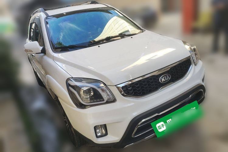 Used Kia Sportage 2013 2.0L Manual Two-Wheel Drive GLS Front Right 45 Deg