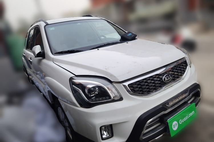 Used Kia Sportage 2013 2.0L Automatic Two-Wheel Drive GL Trim Front Right 45 Deg