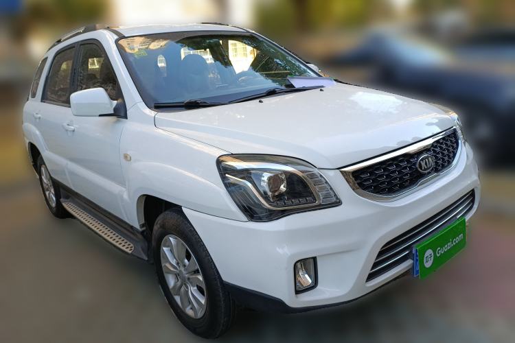 Used Kia Sportage 2013 2.0L Automatic Two-Wheel Drive GL Trim Front Right 45 Deg