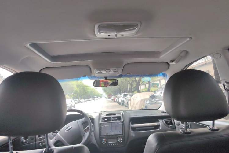 Used Kia Sportage 2013 2.0L Manual Two-Wheel Drive GLS Headliner