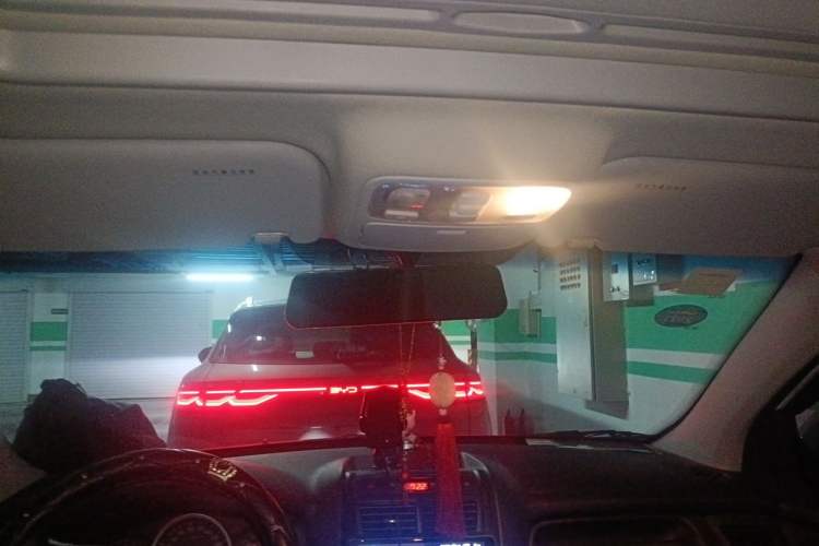 Used Kia Sportage 2013 2.0L Manual Two-Wheel Drive GLS Headliner