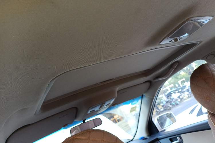 Used Kia Sportage 2013 2.0L Automatic Two-Wheel Drive GL Trim Headliner