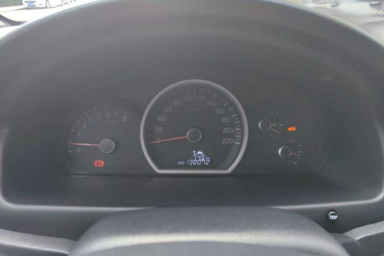 Used Kia Sportage 2013 2.0L Manual Two-Wheel Drive GLS Instrument Cluster