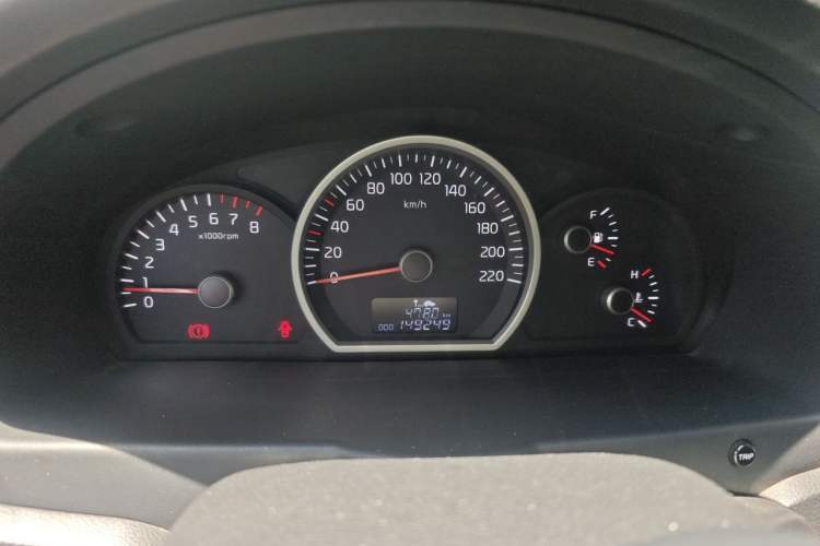 Used Kia Sportage 2013 2.0L Manual Two-Wheel Drive GLS Instrument Cluster
