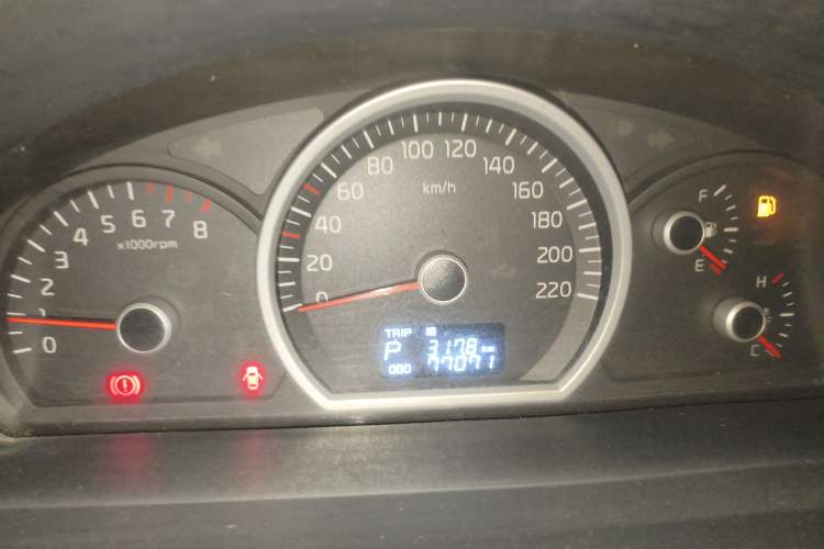 Used Kia Sportage 2013 2.0L Automatic Two-Wheel Drive GL Trim Instrument Cluster