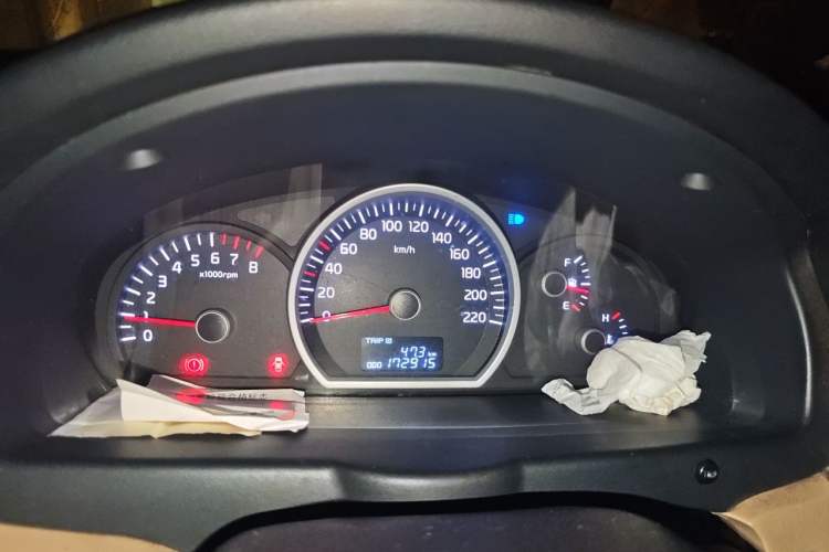 Used Kia Sportage 2013 2.0L Manual Two-Wheel Drive GL Trim Instrument Cluster