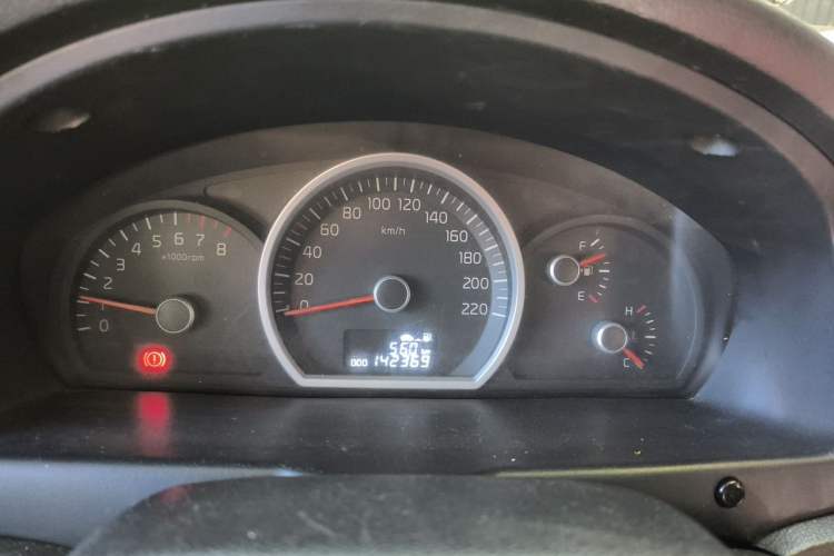 Used Kia Sportage 2013 2.0L Manual Two-Wheel Drive GLS Instrument Cluster