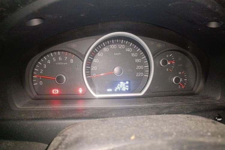 Used Kia Sportage 2013 2.0L Manual Two-Wheel Drive GLS Instrument Cluster