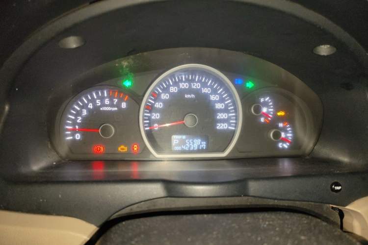 Used Kia Sportage 2013 2.0L Automatic Two-Wheel Drive GL Trim Instrument Cluster