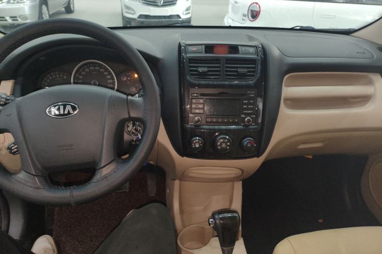 Used Kia Sportage 2013 2.0L Automatic Two-Wheel Drive GL Trim Interior 2