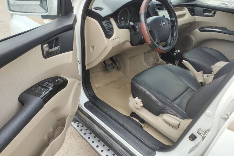 Used Kia Sportage 2013 2.0L Automatic Two-Wheel Drive GL Trim Interior 2
