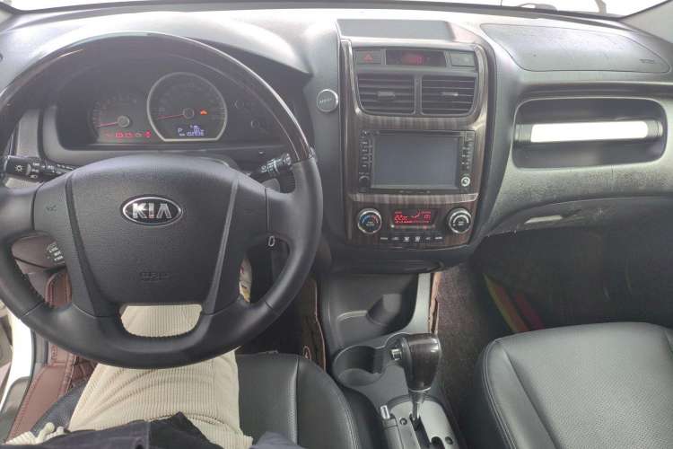 Used Kia Sportage 2013 2.0L Automatic Two-Wheel Drive GLS Trim Interior 3