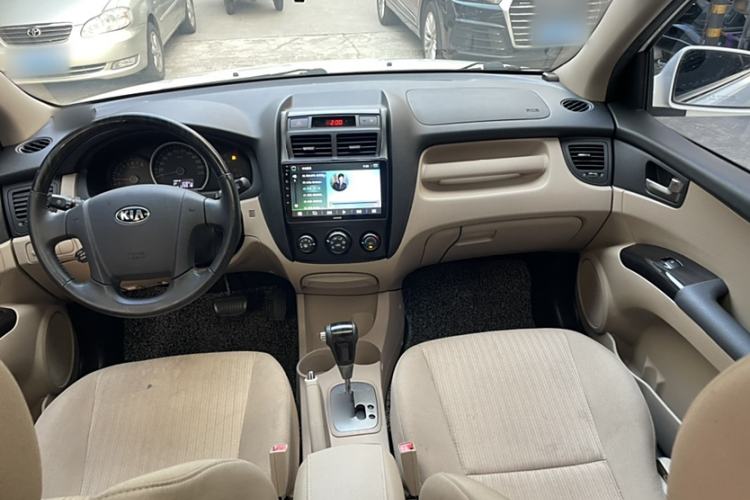 Used Kia Sportage 2013 2.0L Automatic Two-Wheel Drive GL Trim Interior 4