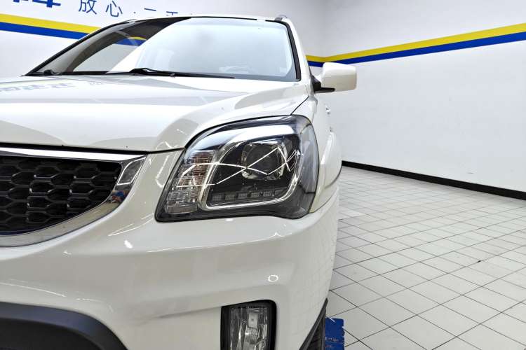Used Kia Sportage 2013 2.0L Automatic Two-Wheel Drive GL Trim Left Front Headlight