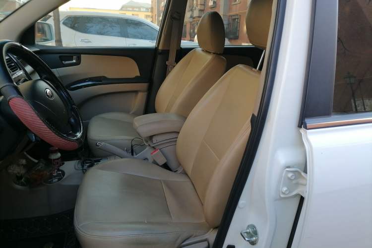 Used Kia Sportage 2013 2.0L Automatic Two-Wheel Drive GL Trim Left Front Seat