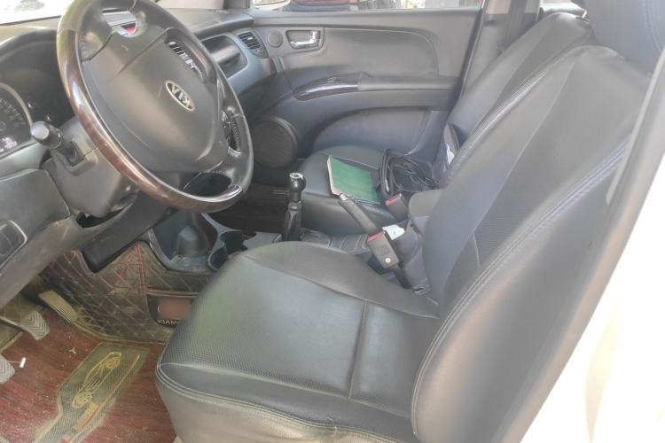 Used Kia Sportage 2013 2.0L Manual Two-Wheel Drive GLS Left Front Seat