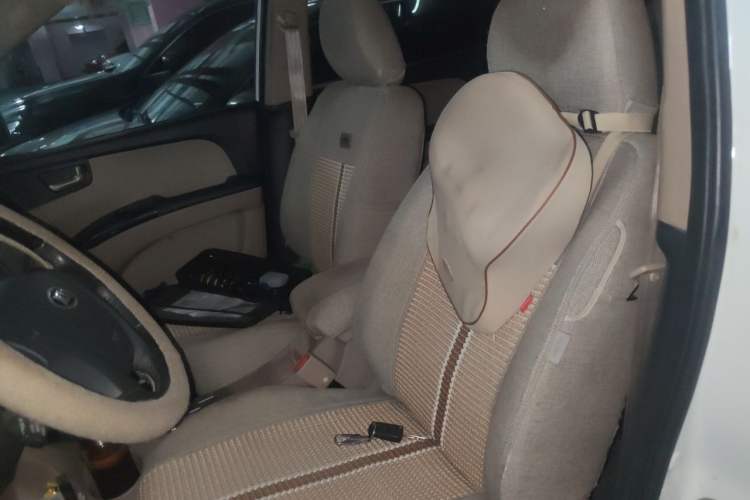 Used Kia Sportage 2013 2.0L Automatic Two-Wheel Drive GL Trim Left Front Seat