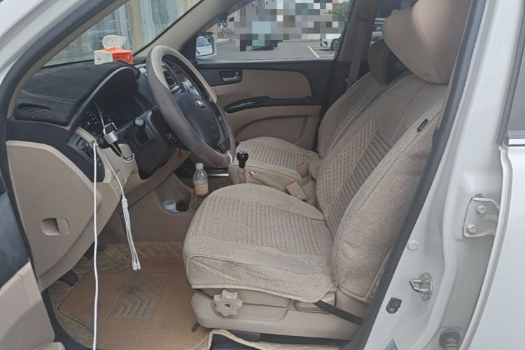 Used Kia Sportage 2013 2.0L Manual Two-Wheel Drive GL Trim Left Front Seat