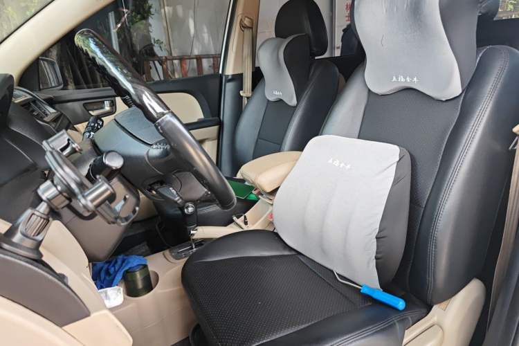 Used Kia Sportage 2013 2.0L Automatic Two-Wheel Drive GL Trim Left Front Seat