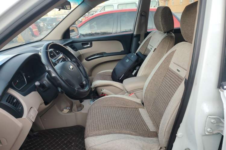 Used Kia Sportage 2013 2.0L Automatic Two-Wheel Drive GL Trim Left Front Seat