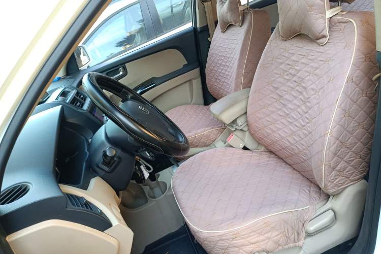 Used Kia Sportage 2013 2.0L Automatic Two-Wheel Drive GL Trim Left Front Seat