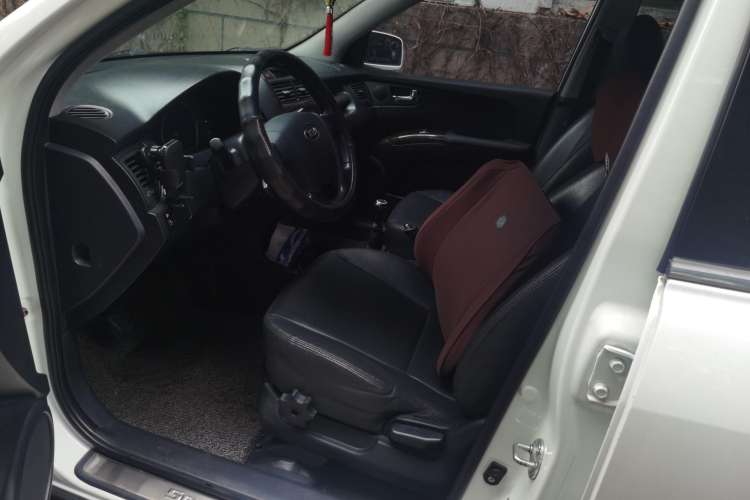 Used Kia Sportage 2013 2.0L Manual Two-Wheel Drive GLS Left Front Seat