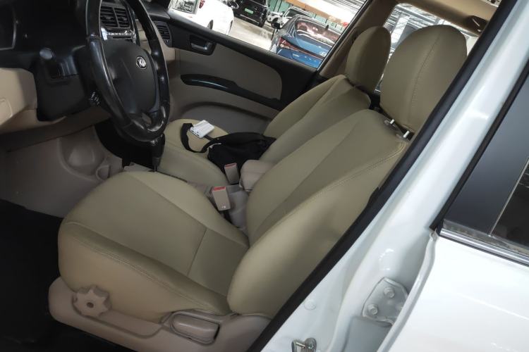 Used Kia Sportage 2013 2.0L Automatic Two-Wheel Drive GL Trim Left Front Seat