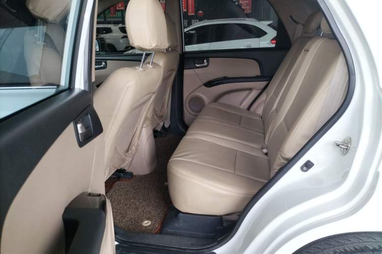 Used Kia Sportage 2013 2.0L Manual Two-Wheel Drive GL Trim Left Rear Seat