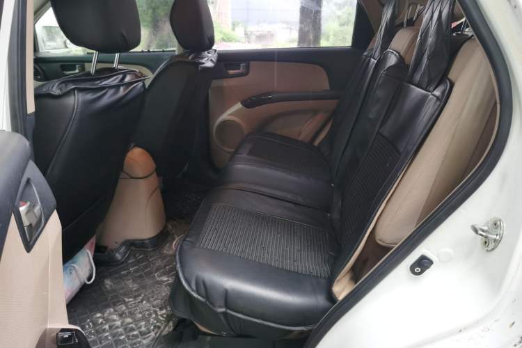 Used Kia Sportage 2013 2.0L Automatic Two-Wheel Drive GL Trim Left Rear Seat