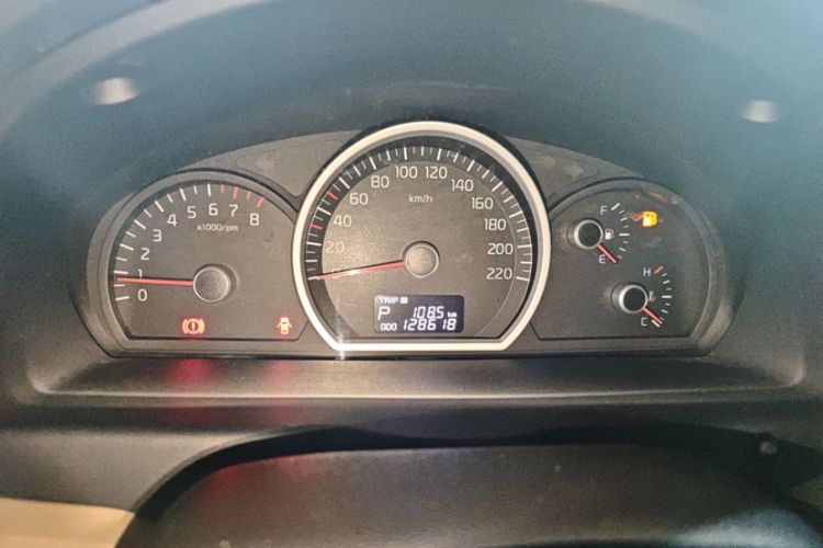 Used Kia Sportage 2013 2.0L Automatic Two-Wheel Drive GL Trim Odometer Close Up