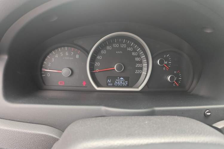 Used Kia Sportage 2013 2.0L Automatic Two-Wheel Drive GLS Trim Odometer Close Up