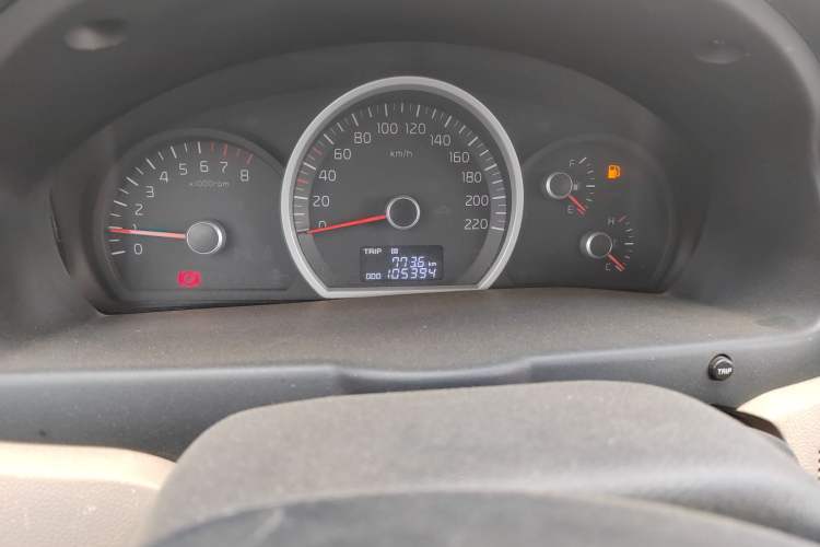 Used Kia Sportage 2013 2.0L Manual Two-Wheel Drive GL Trim Odometer Close Up