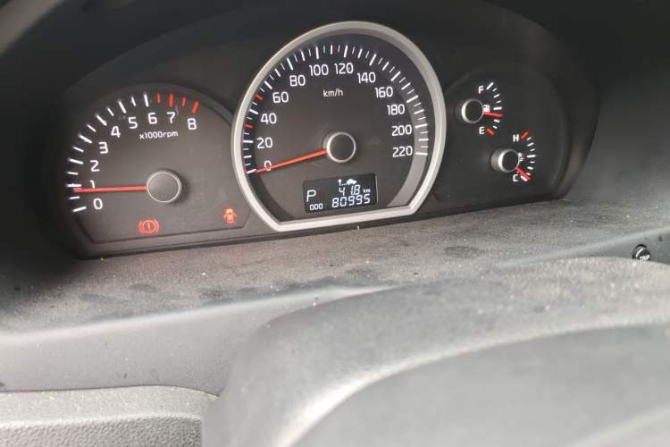 Used Kia Sportage 2013 2.0L Automatic Two-Wheel Drive GLS Trim Odometer Close Up