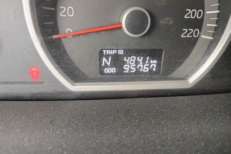 Used Kia Sportage 2013 2.0L Automatic Two-Wheel Drive GL Trim Odometer Close Up