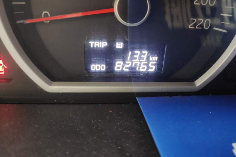 Used Kia Sportage 2013 2.0L Manual Two-Wheel Drive GL Trim Odometer Close Up
