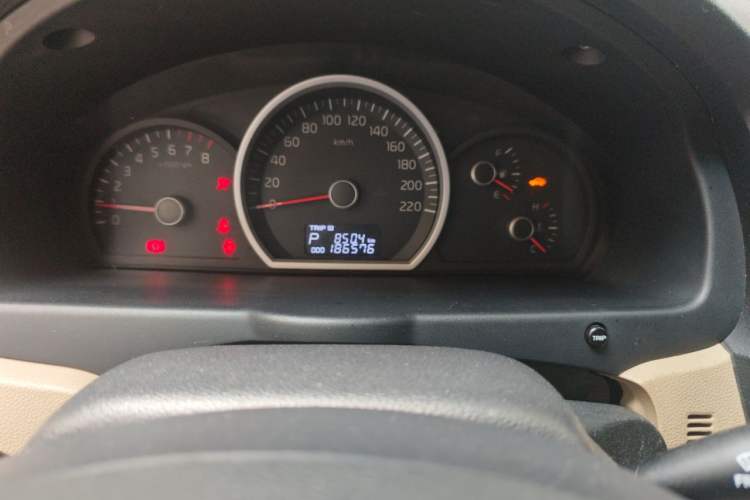 Used Kia Sportage 2013 2.0L Automatic Two-Wheel Drive GL Trim Odometer Close Up