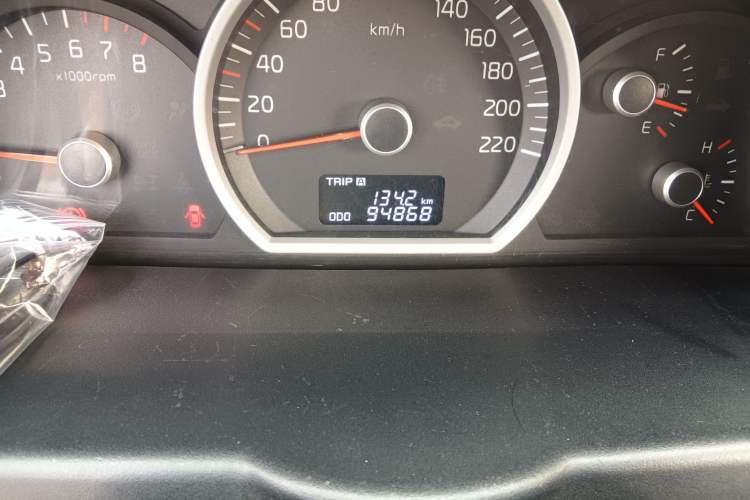 Used Kia Sportage 2013 2.0L Manual Two-Wheel Drive GL Trim Odometer Close Up
