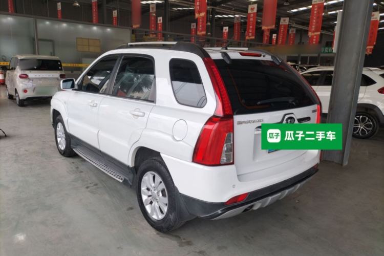 Used Kia Sportage 2013 2.0L Manual Two-Wheel Drive GL Trim Rear Left 45 Deg